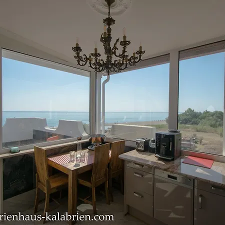 Apartment Luxus Penthaus Direkt Am Meer Und Sandstrand
