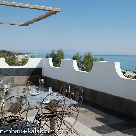 Luxus Penthaus Direkt Am Meer Und Sandstrand * Maitenbeth